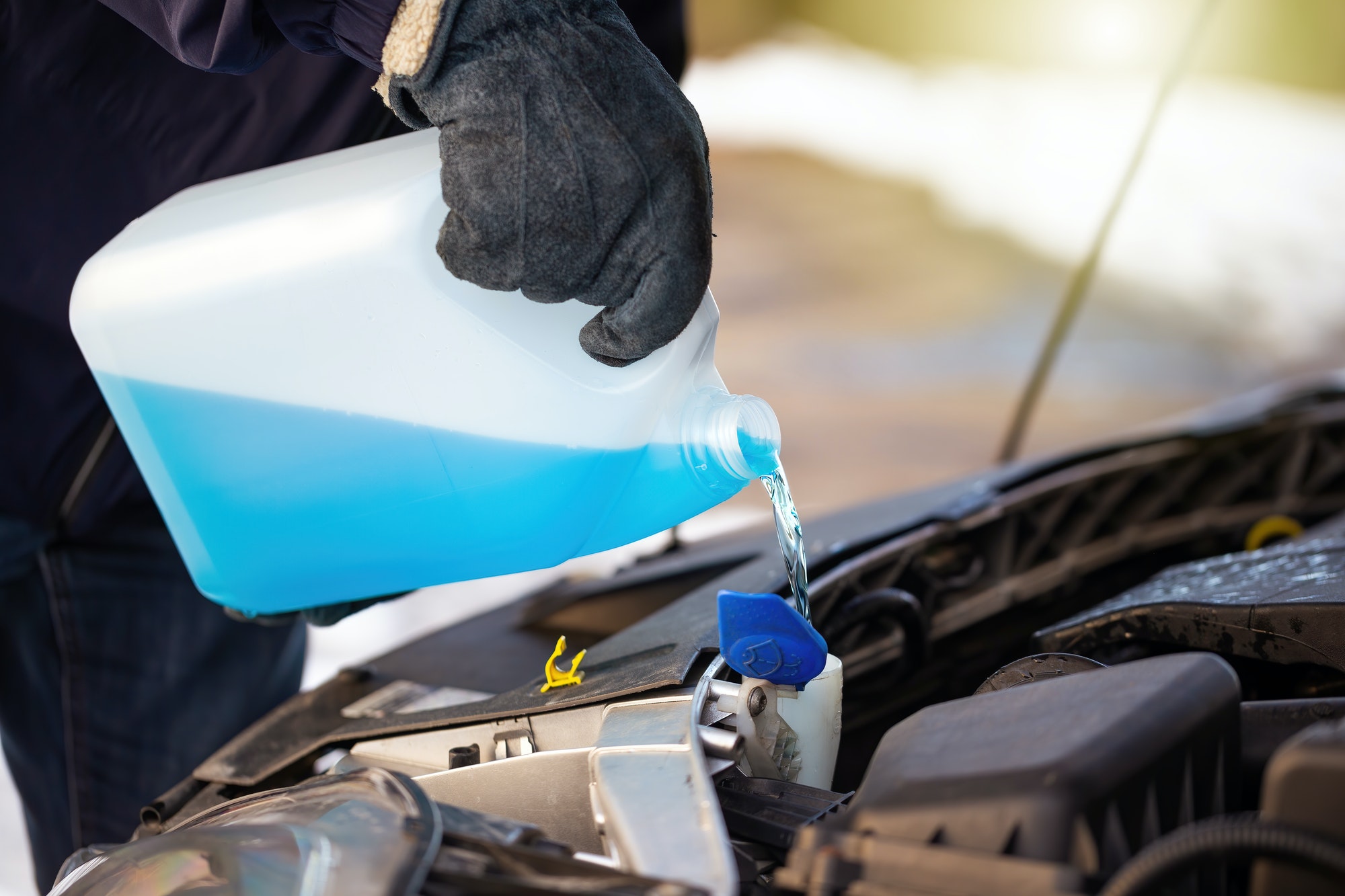 Por qué mi coche tiene pérdidas de líquido refrigerante? - Taller mecánico  en Arganda del Rey
